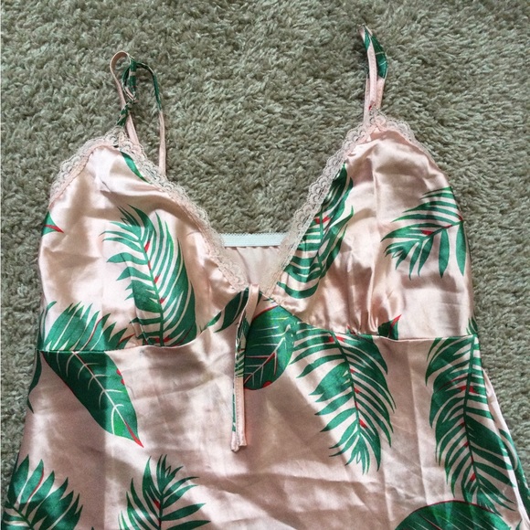 SHEIN Slip Top - Picture 10 of 11